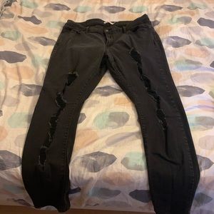 Levi’s 711 Skinny Jean